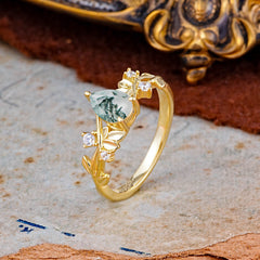 Luxury Vintage Haute Nature 4-Prong Oval Natural Moss Agate Ring