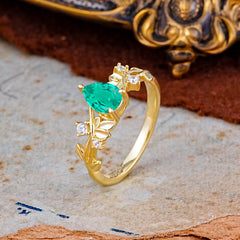 Luxury Vintage Haute Nature Inspired 4-Prong Oval Emerald Ring