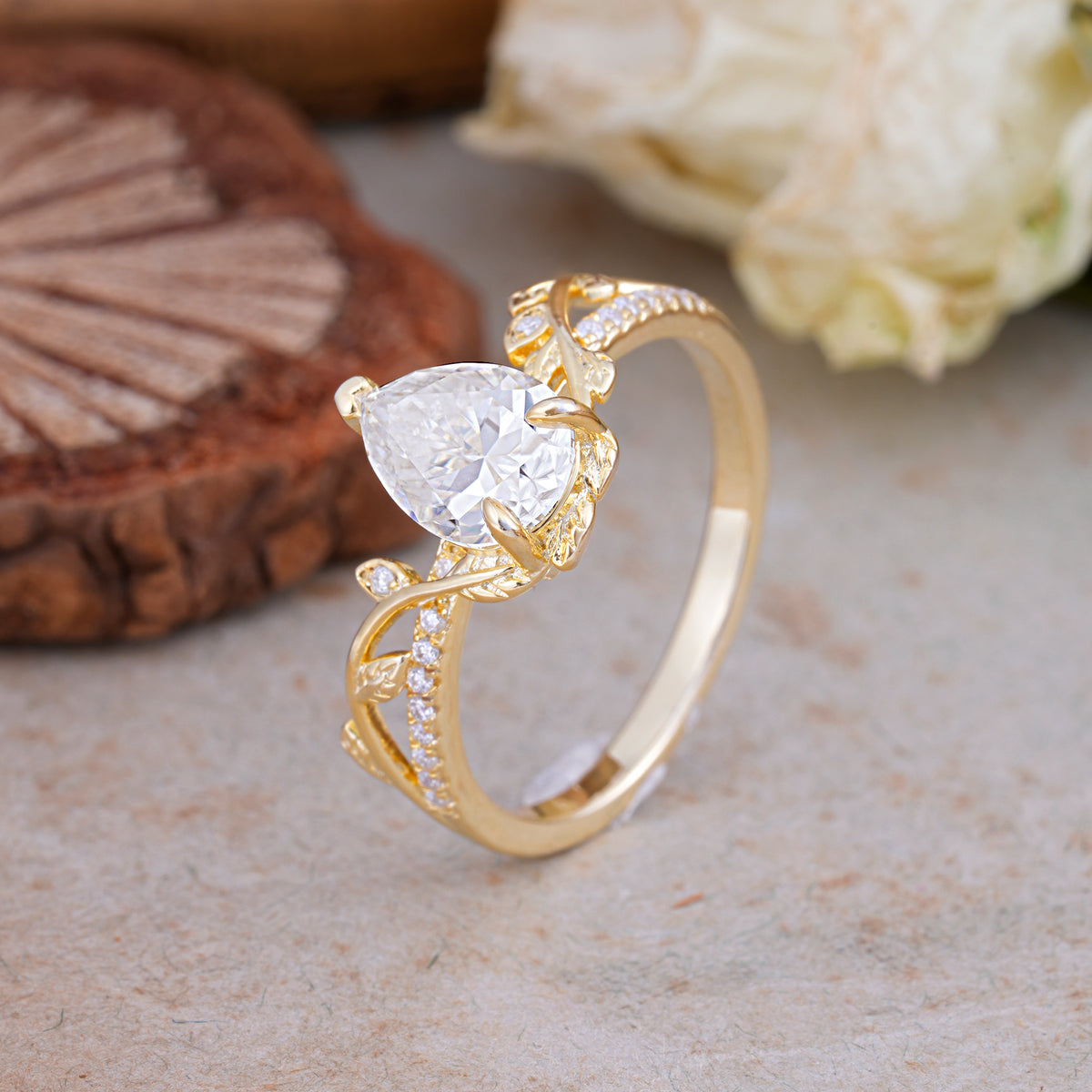 SR16988 Moissanite Ring - White-Gold