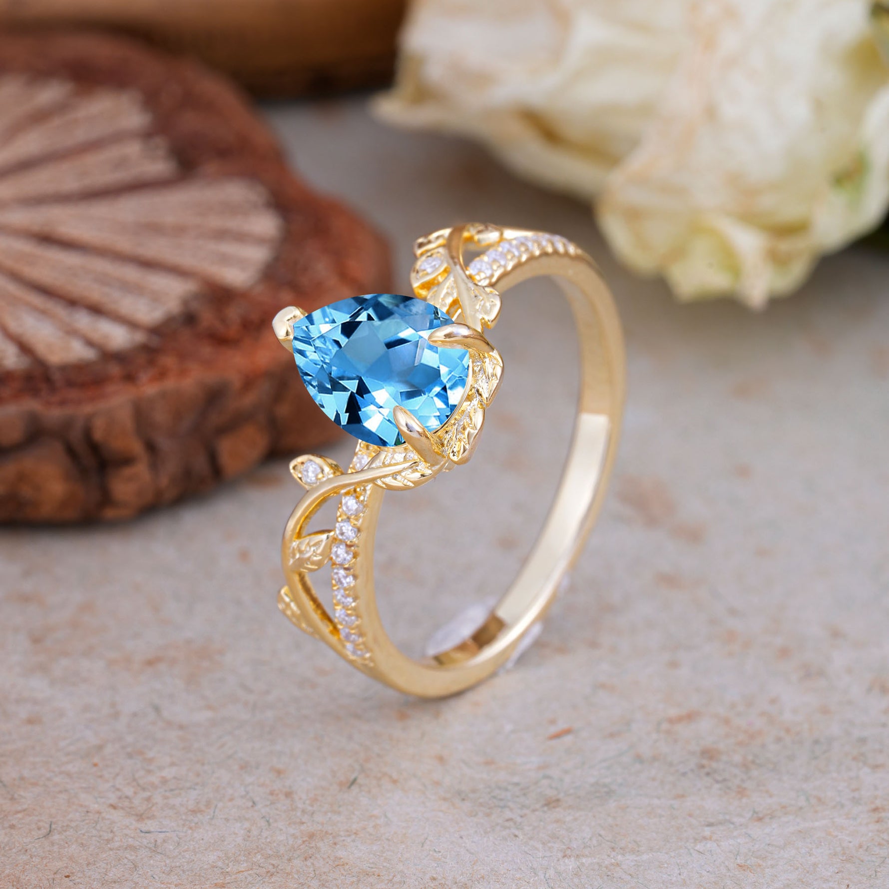 SR16988 Aquamarine Ring - White-Gold