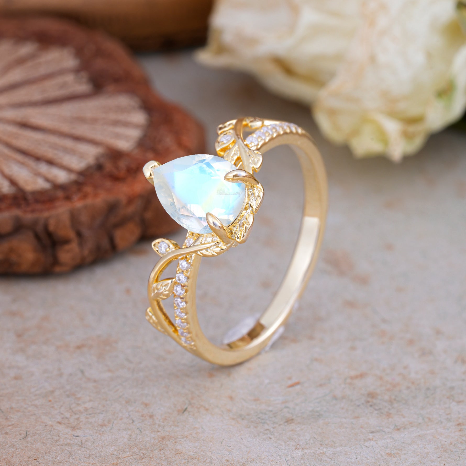 SR16988 Moonstone Ring - White-Gold