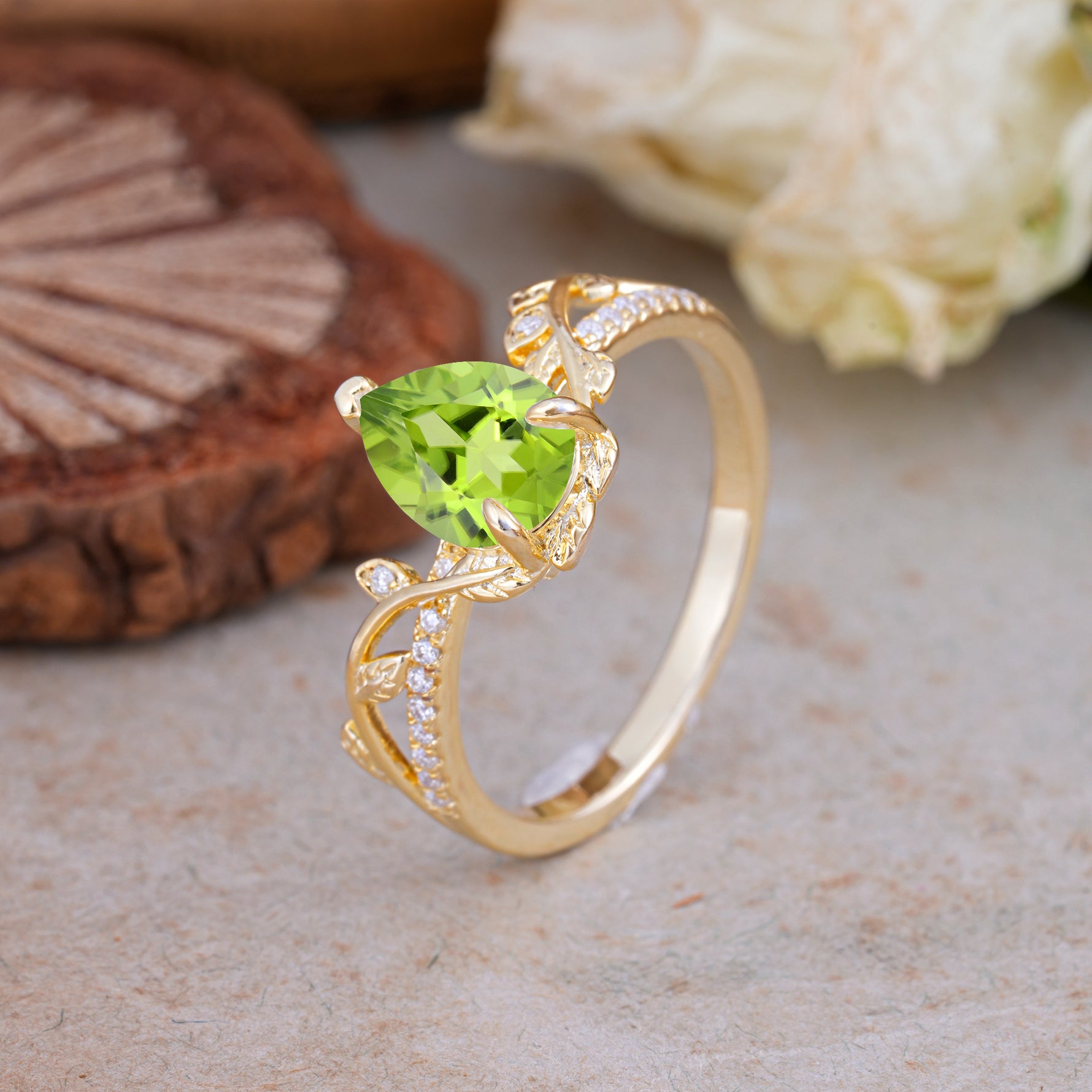 SR16988 Peridot Ring - White-Gold
