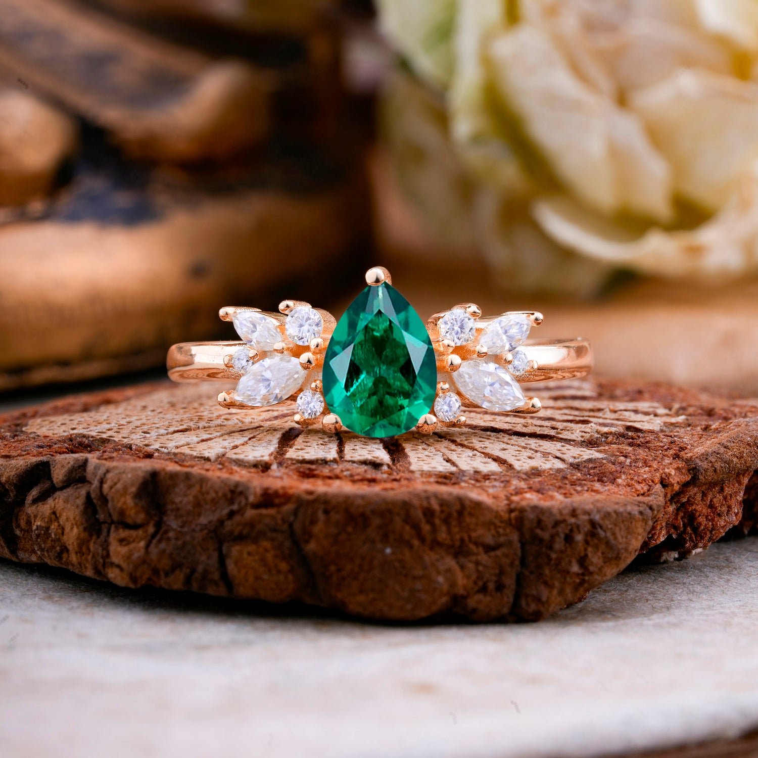 Unique Pear Shaped Emerald Engagement Ring for Women