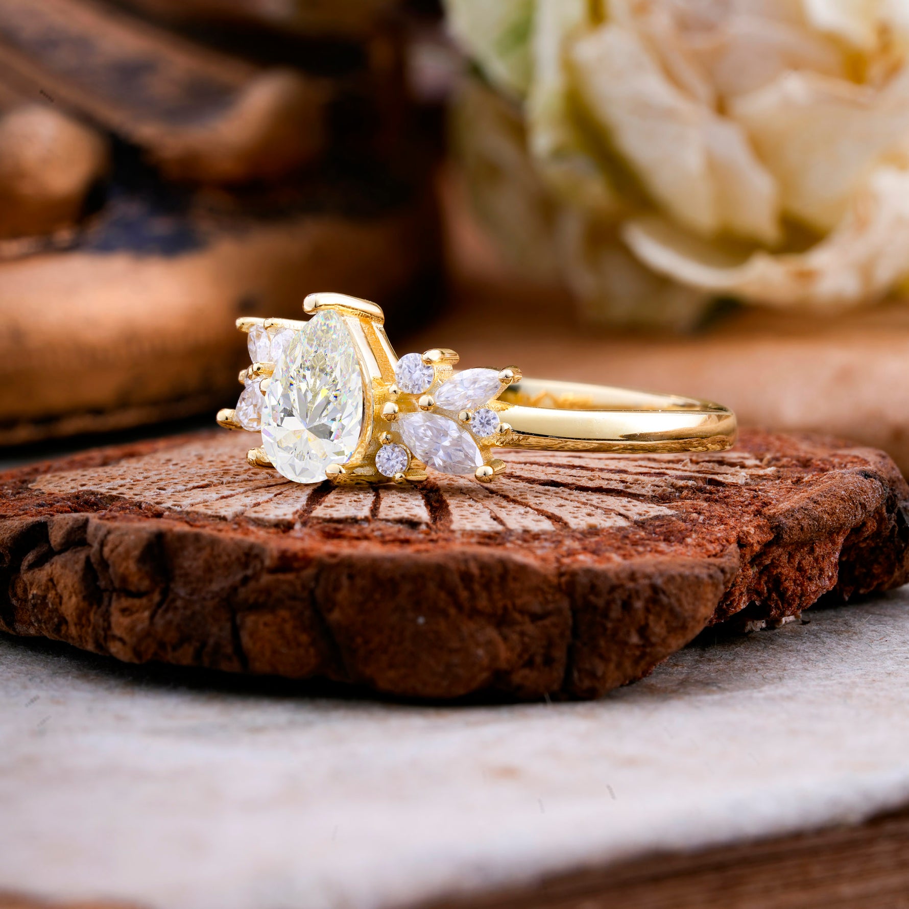 SR16990 Moissanite Ring - White-Gold