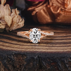 Luxury 4-Prong Oval Lab Diamond Engagement Ring