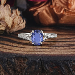 Luxury 4-Prong Oval Cut Natural Tanzanite Engagement Ring