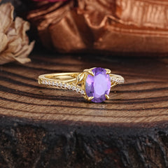 Luxury 4-Prong Oval Cut Natural Amethyst Engagement Ring