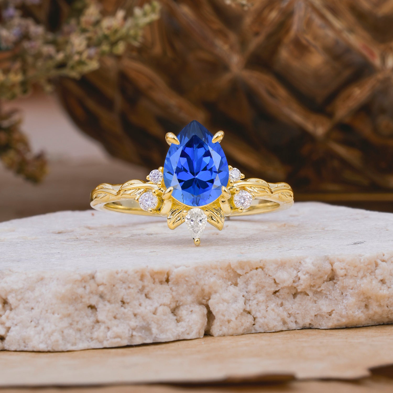 SR16996 Sapphire Ring - Yellow-Gold