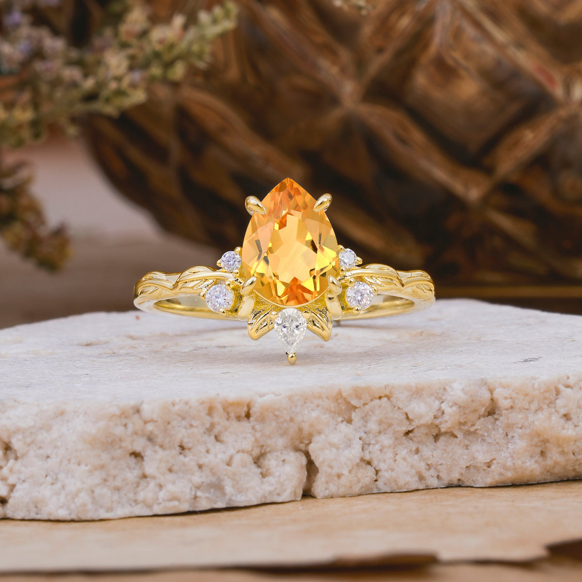 SR16996 Citrine Ring - Yellow-Gold