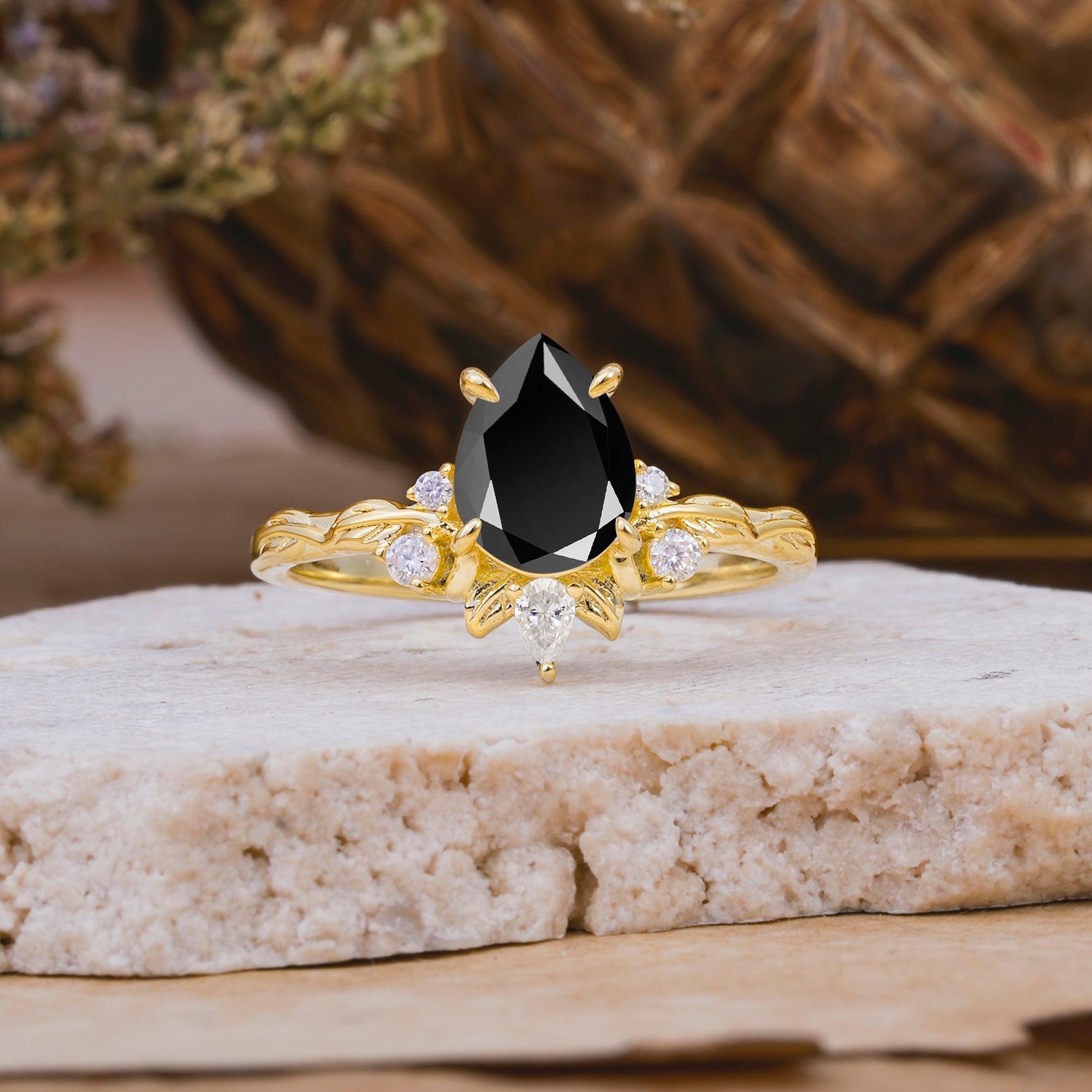 SR16996 Black Onyx Ring - Yellow-Gold