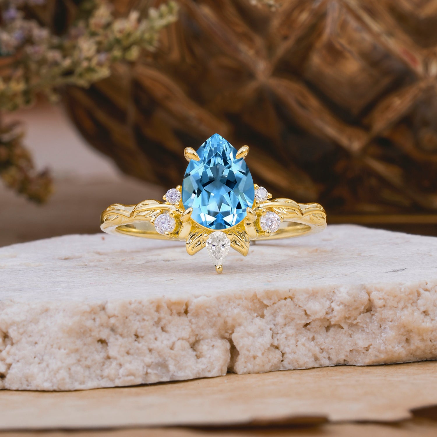 SR16996 Aquamarine Ring - Yellow-Gold