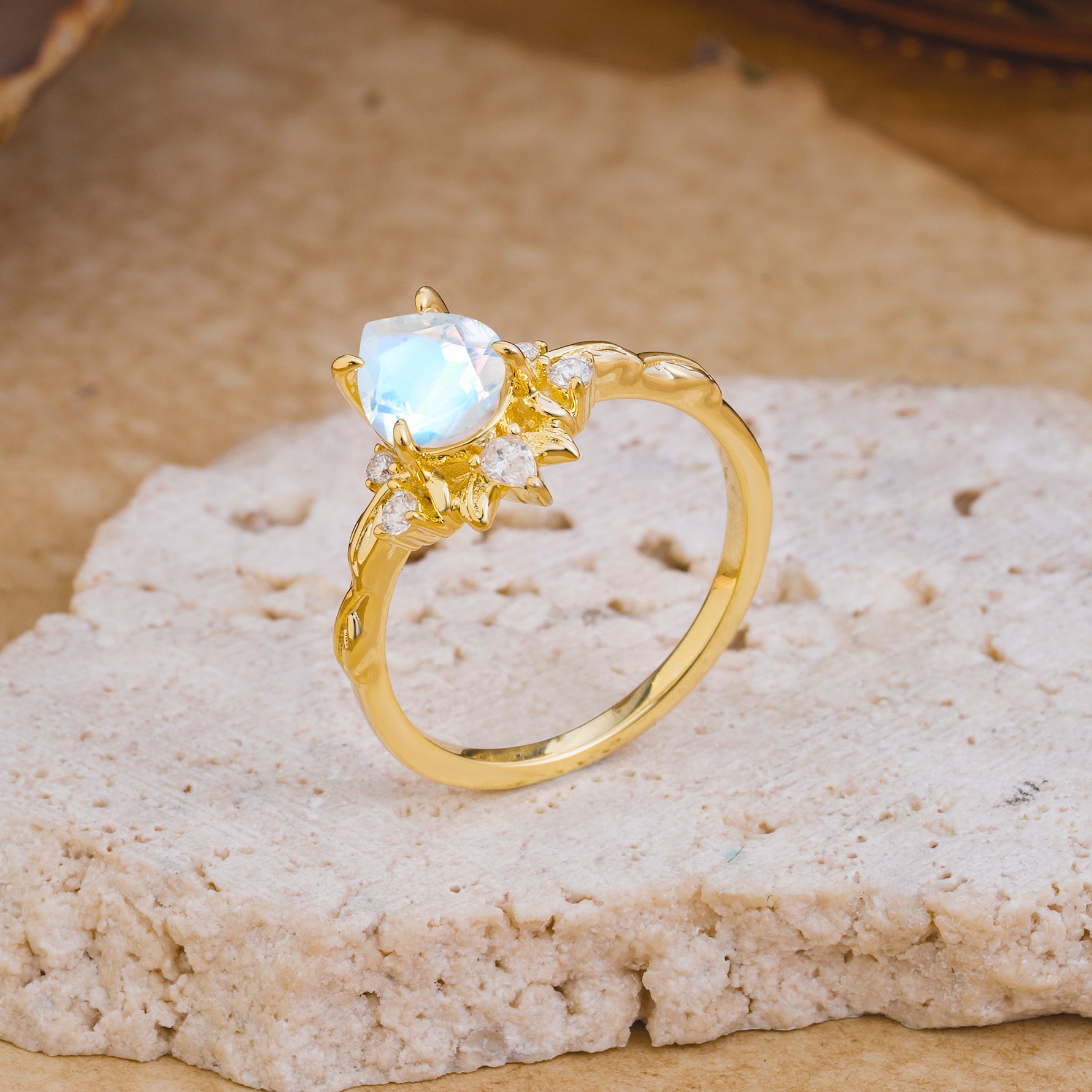 SR16996 Moonstone Ring - Additional view