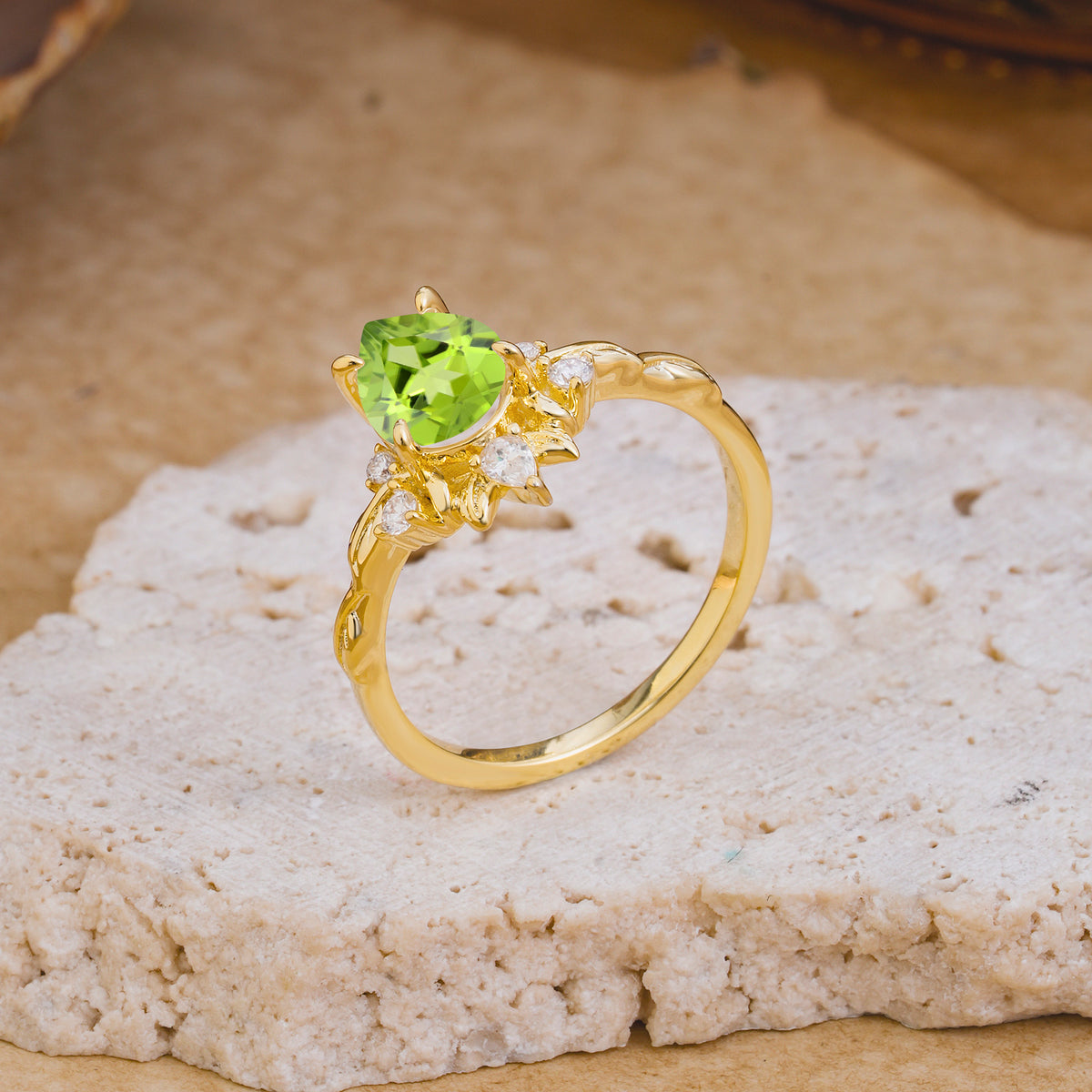 SR16996 Peridot Ring - Additional view