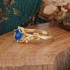 Luxury Nature-Inspired 6 Prong Hexagonal Sapphire Engagement Ring