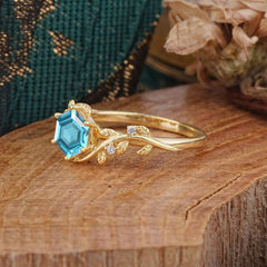 Luxury Nature-Inspired 6 Prong Hexagonal Aquamarine Engagement Ring