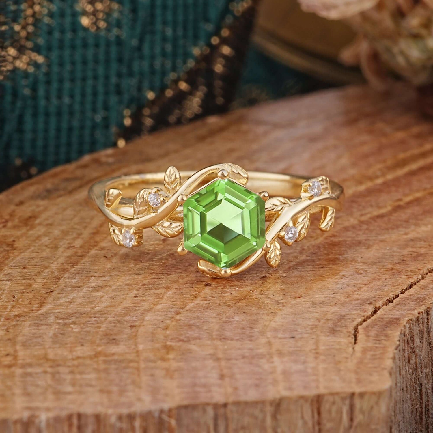 Luxury Nature-Inspired 6 Prong Hexagonal Peridot Engagement Ring