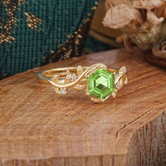 Luxury Nature-Inspired 6 Prong Hexagonal Peridot Engagement Ring