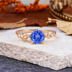 Heirloom-Grade 4 Prong Round Cut Sapphire Diamond Ring