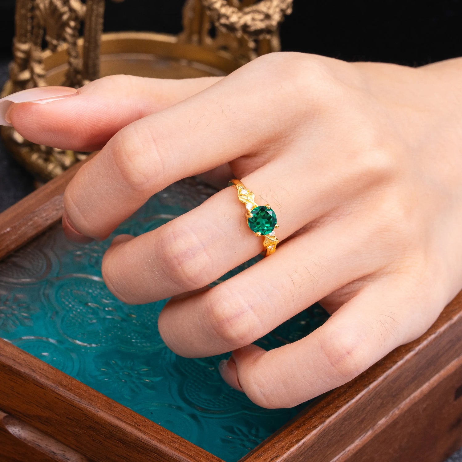 Heirloom-Grade 4 Prong Round Cut Emerald Engagement Ring