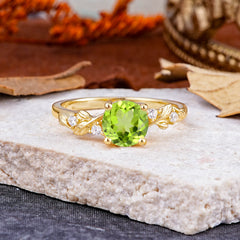 Heirloom-Grade 4 Prong Round Cut Peridot Ring