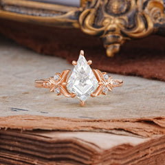 Luxury Nature-Inspired Kite-Cut Moissanite Engagement Ring