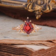 Luxury Nature-Inspired Kite-Cut Natural Garnet Engagement Ring