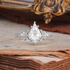 Luxury Nature-Inspired Kite-Cut Moissanite Engagement Ring