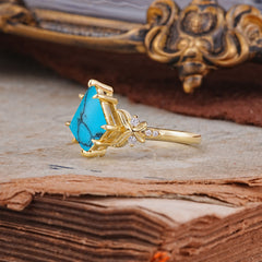 Luxury Nature-Inspired Kite-Cut Turquoise Engagement Ring