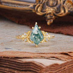 Luxury Nature-Inspired Kite-Cut Natural Moss Agate Engagement Ring