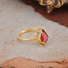 Luxury Nature-Inspired Kite-Cut Natural Garnet Engagement Ring