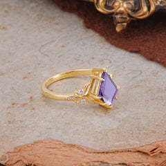 Luxury Nature-Inspired Kite-Cut Natural Amethyst Engagement Ring