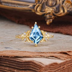 Luxury Nature-Inspired Kite-Cut Aquamarine Engagement Ring