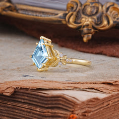 Luxury Nature-Inspired Kite-Cut Aquamarine Engagement Ring
