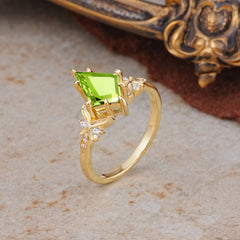 Luxury Nature-Inspired Kite-Cut Peridot Engagement Ring