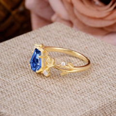 Nature Inspired 4 Prong Coffin-Cut Sapphire Engagement Ring