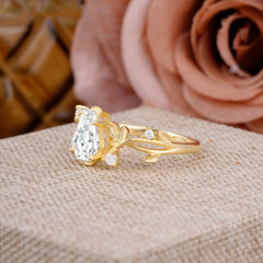 Nature Inspired 4 Prong Coffin-Cut Lab Diamond Engagement Ring