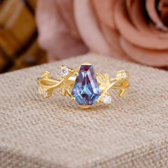 Nature Inspired 4 Prong Coffin-Cut Alexandrite Engagement Ring