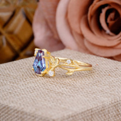 Nature Inspired 4 Prong Coffin-Cut Alexandrite Engagement Ring