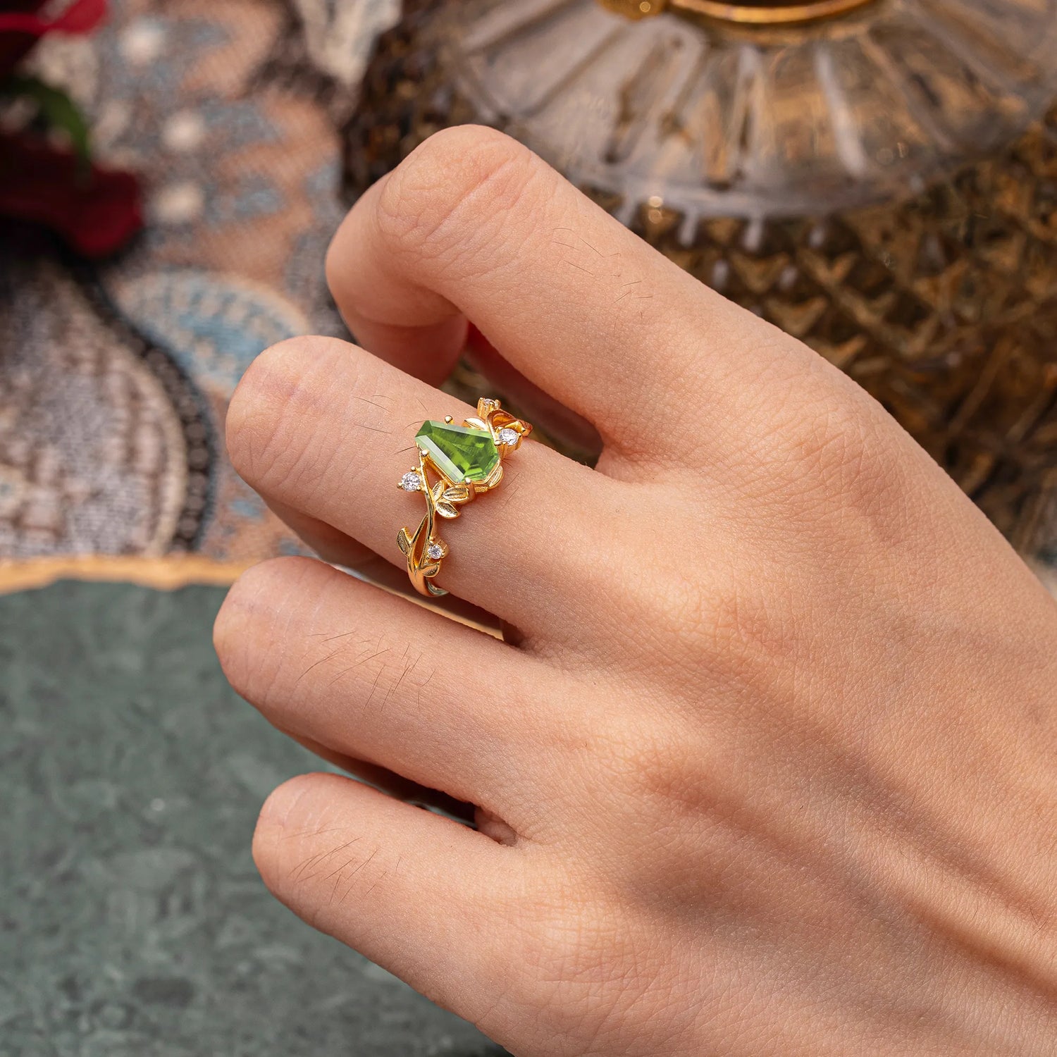 Nature Inspired 4 Prong Coffin-Cut Peridot Engagement Ring