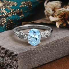 4 Prong Oval Aquamarine Gold Ring for Timeless Love