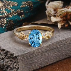 4 Prong Oval Aquamarine Gold Ring for Timeless Love