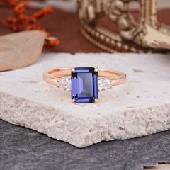 Vintage - Style 4 Prong Emerald Cut Tanzanite Ring