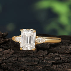 Vintage - Style Emerald Cut Moissanite Ring