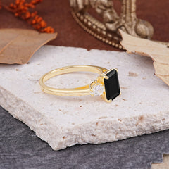 Vintage - Style 4 Prong Emerald Cut Black Onyx Ring