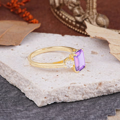 Vintage - Style 4 Prong Emerald Cut Amethyst Ring