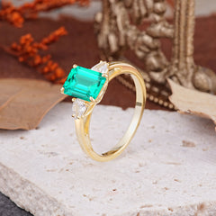 Vintage - Style 4 Prong Emerald Cut Emerald Ring