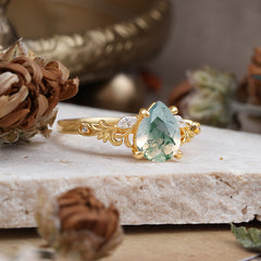 Romantic 4-Prong Pear-Cut Natural Moss Agate Engagement Ring