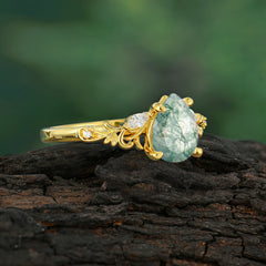 Romantic 4-prong pear-cut Natural Moss Agate engagement ring