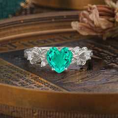 Woodland 4 Prong Heart Emerald Wedding Ring