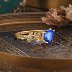 Woodland 4 Prong Heart Sapphire Wedding Ring